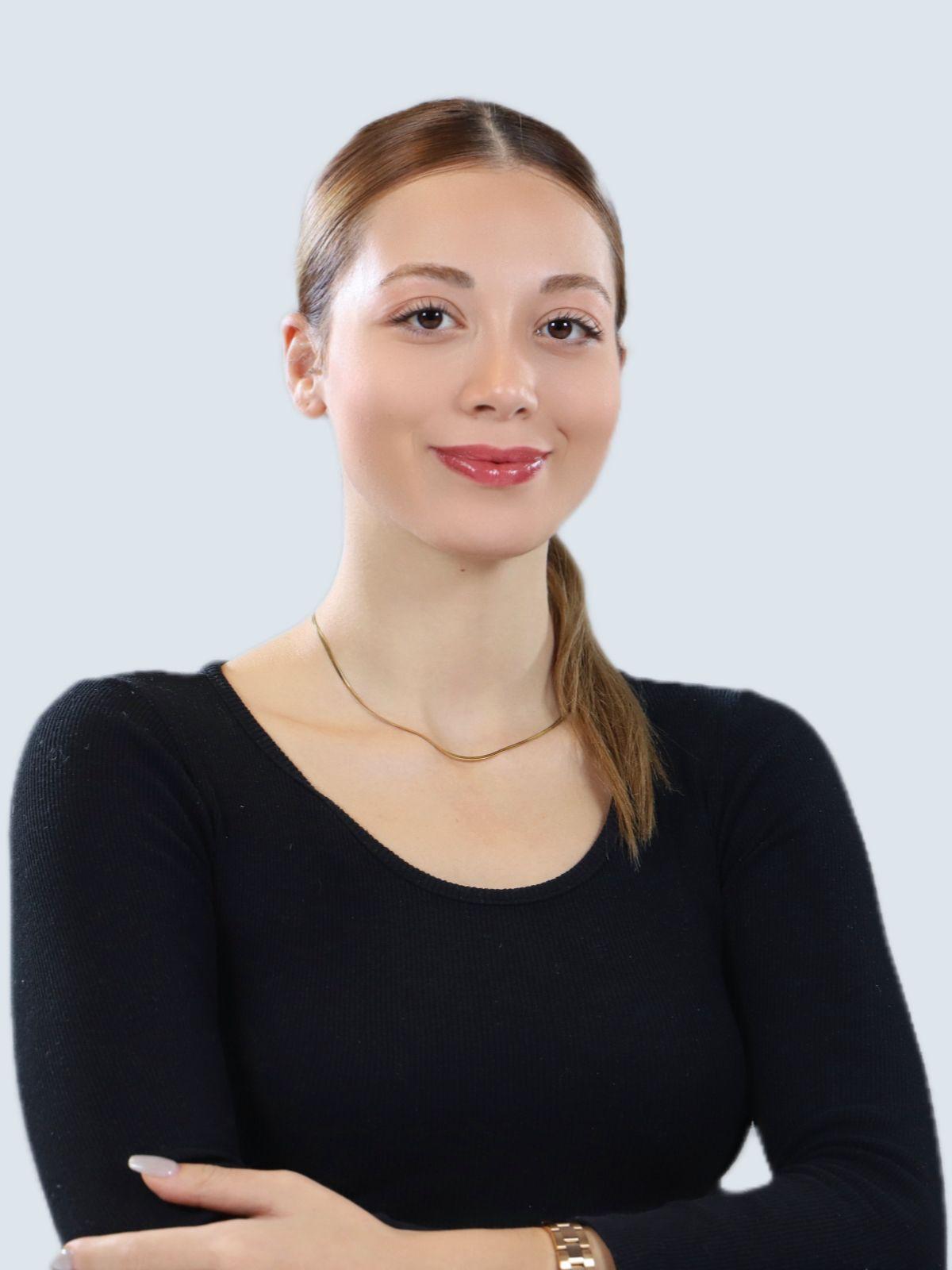 Ceren Ergin.jpeg (85 KB)