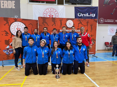 Ünilig Badminton Takımımız Türkiye 2.'si